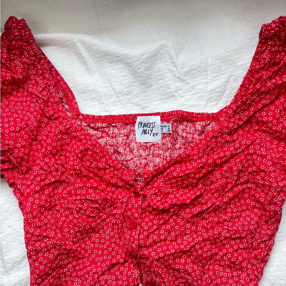 Red Floral Off-Shoulder Crop Top - Picture 3 of 6